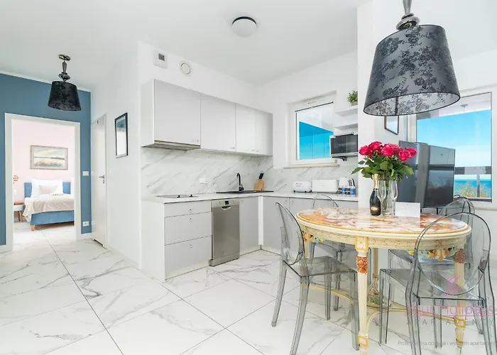 Your Holidays Aquamarina Onyx 98 *